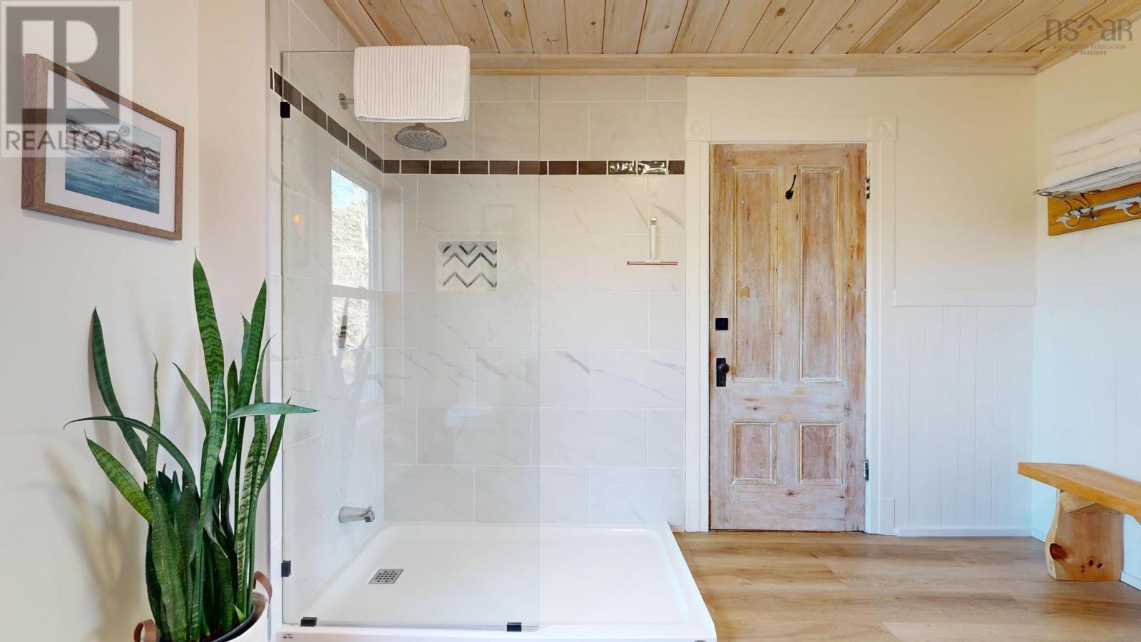 Property 38 of 49 of 13406 Highway 3