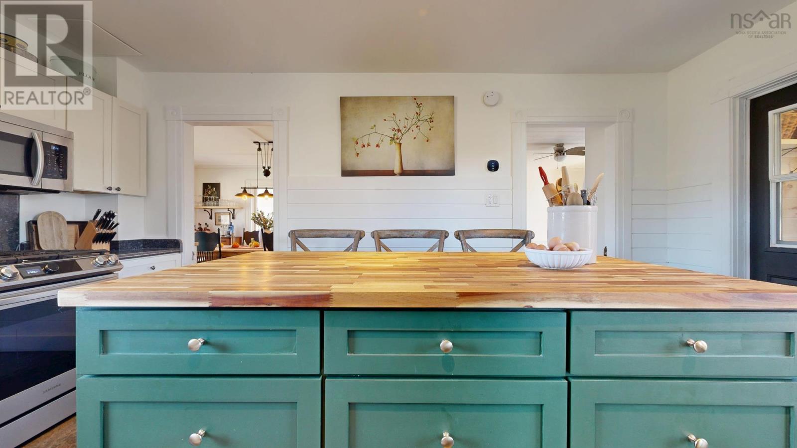 Property 23 of 49 of 13406 Highway 3