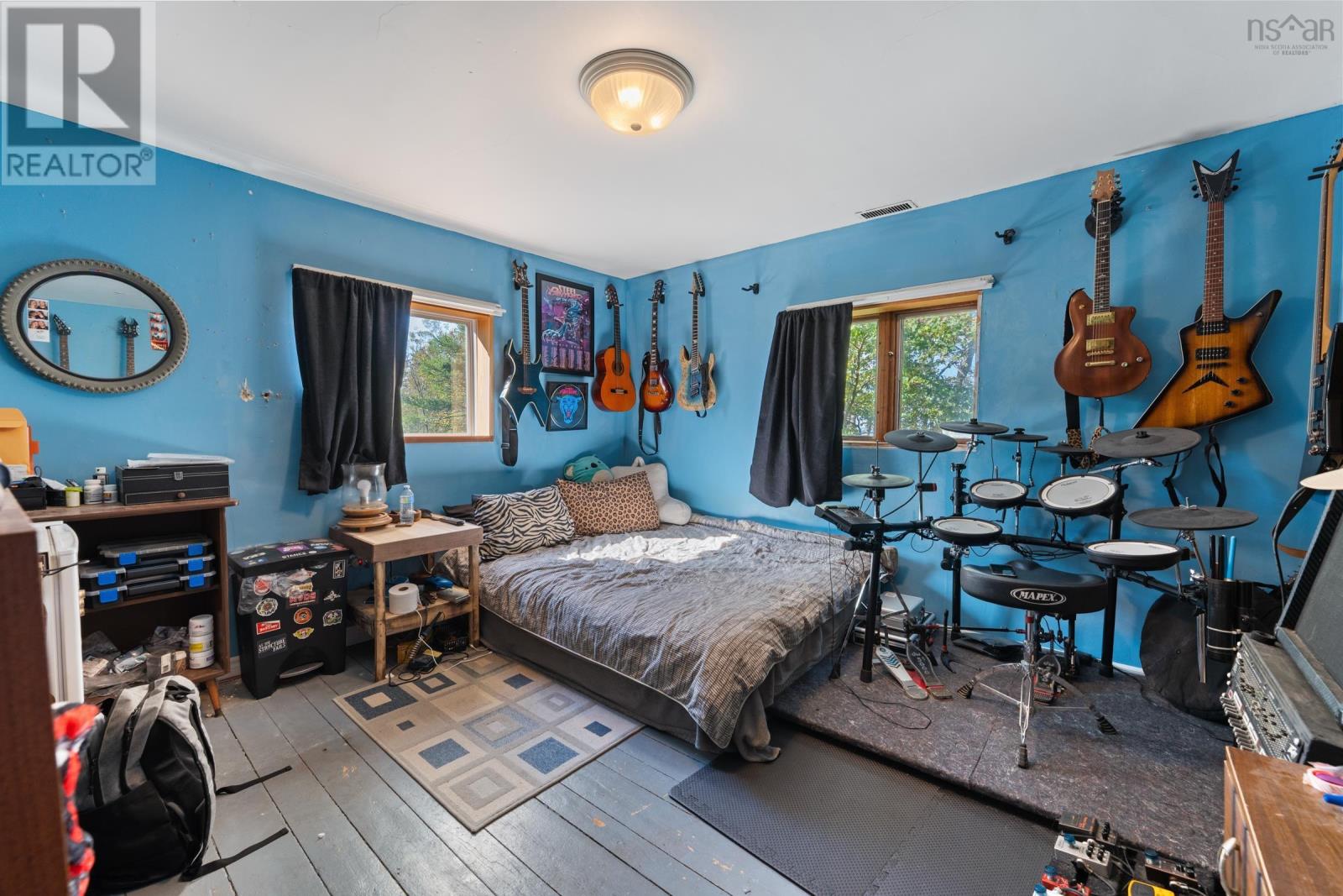 Property 19 of 50 of 223-225 Forest Street