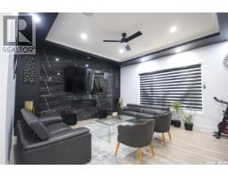5pc Ensuite bath - 131 Nazarali Way, Saskatoon, SK S7V1X8 Photo 9