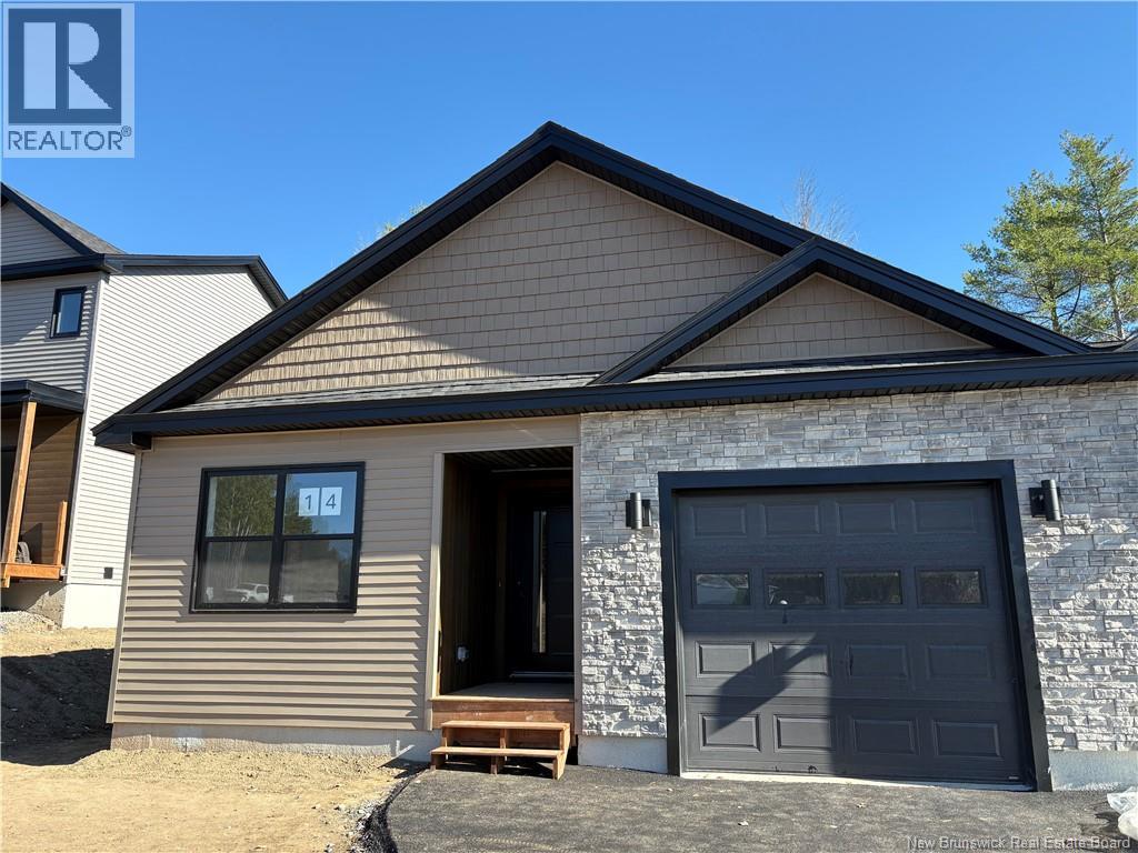 12 TERRY FOX Drive - Photo 3 of 25, Oromocto, New Brunswick