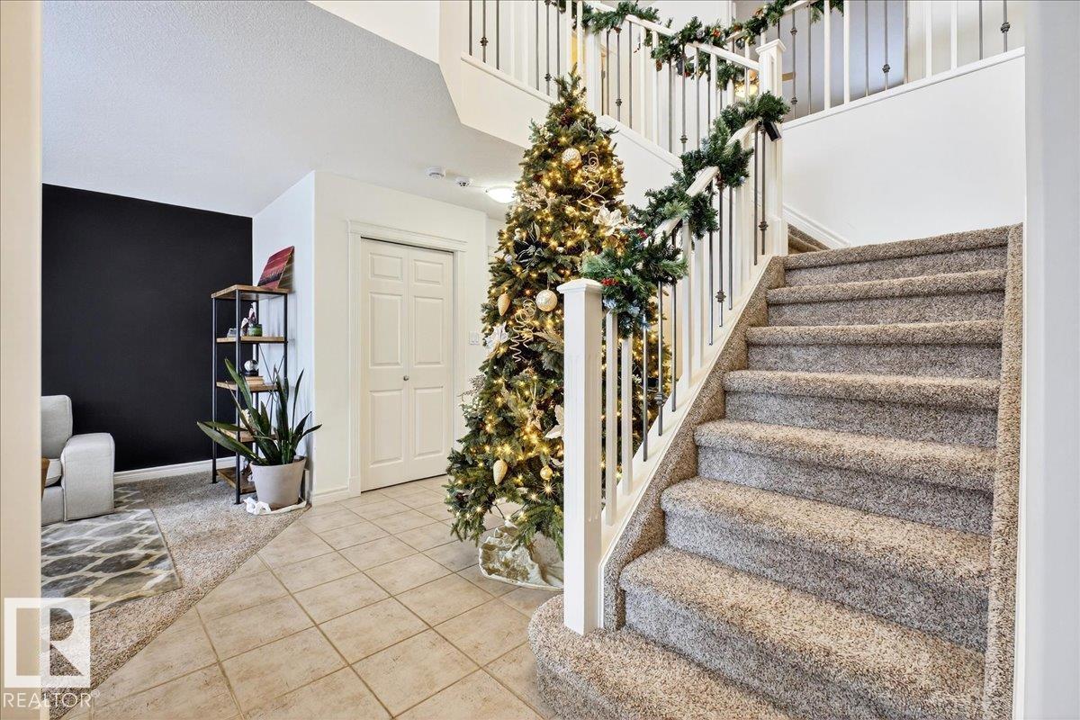 82 Highland Close, Sherwood Park