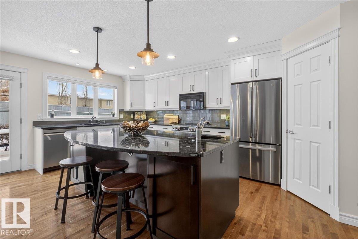 82 Highland Close, Sherwood Park