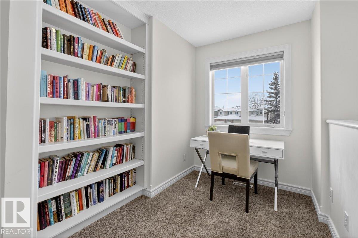 82 Highland Close, Sherwood Park