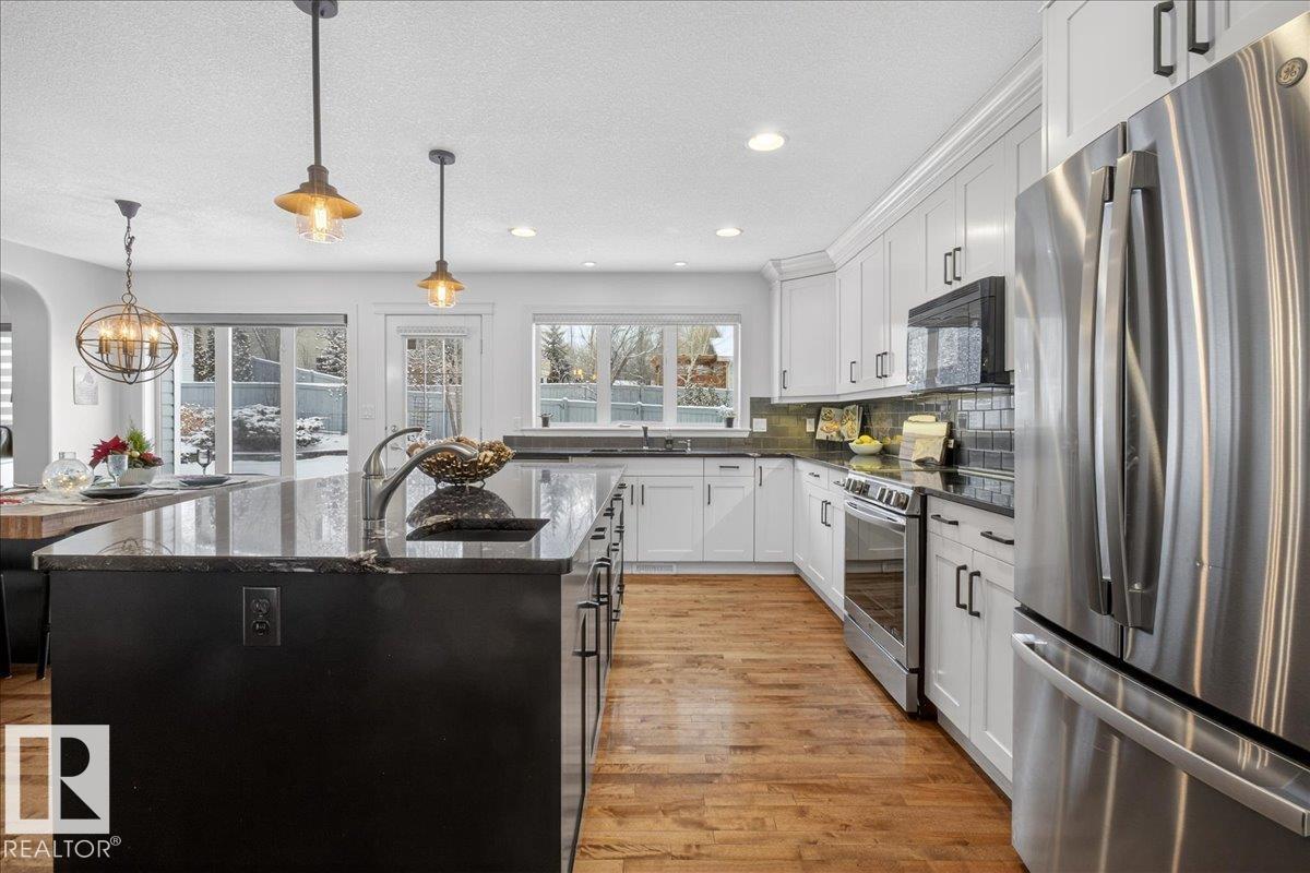 82 Highland Close, Sherwood Park