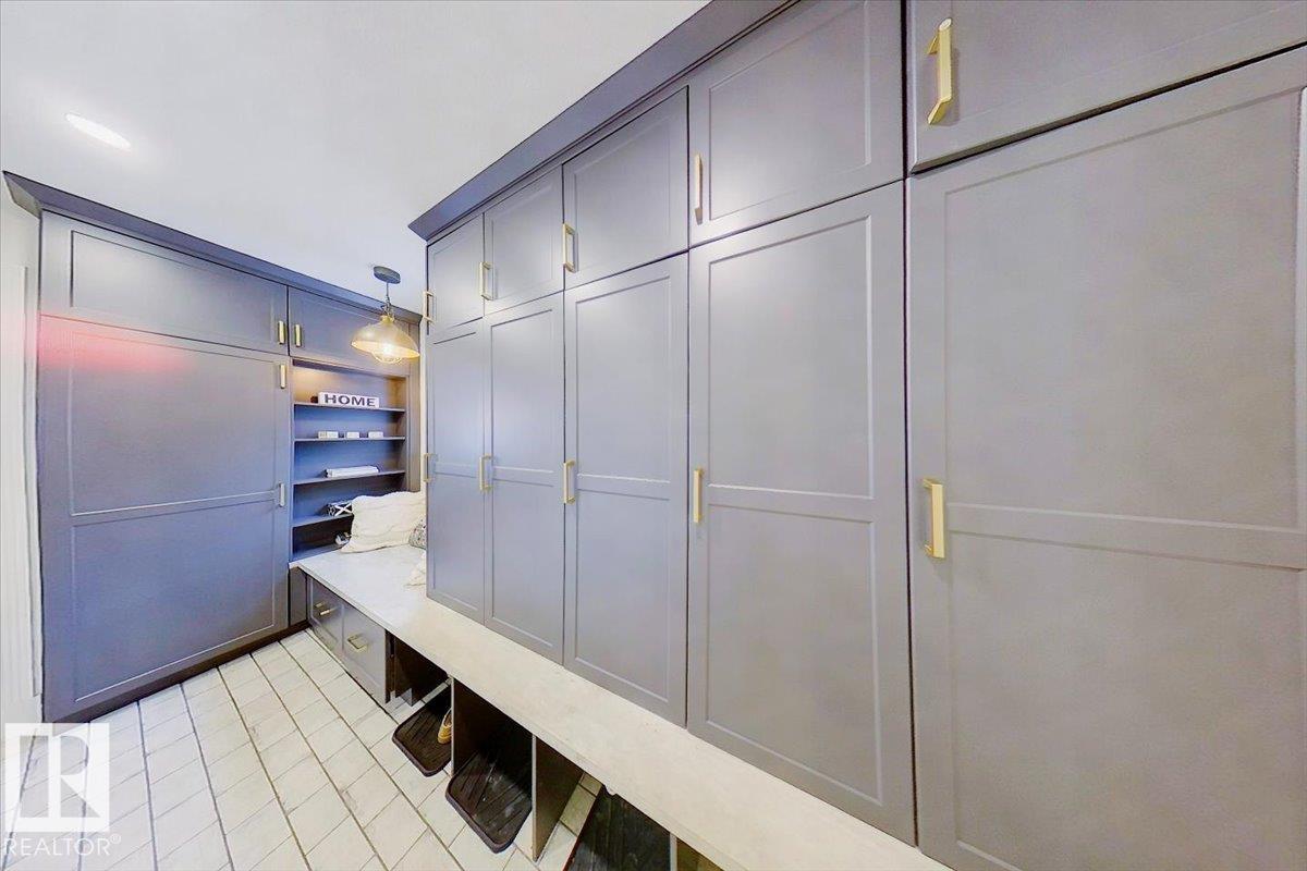 82 Highland Close, Sherwood Park