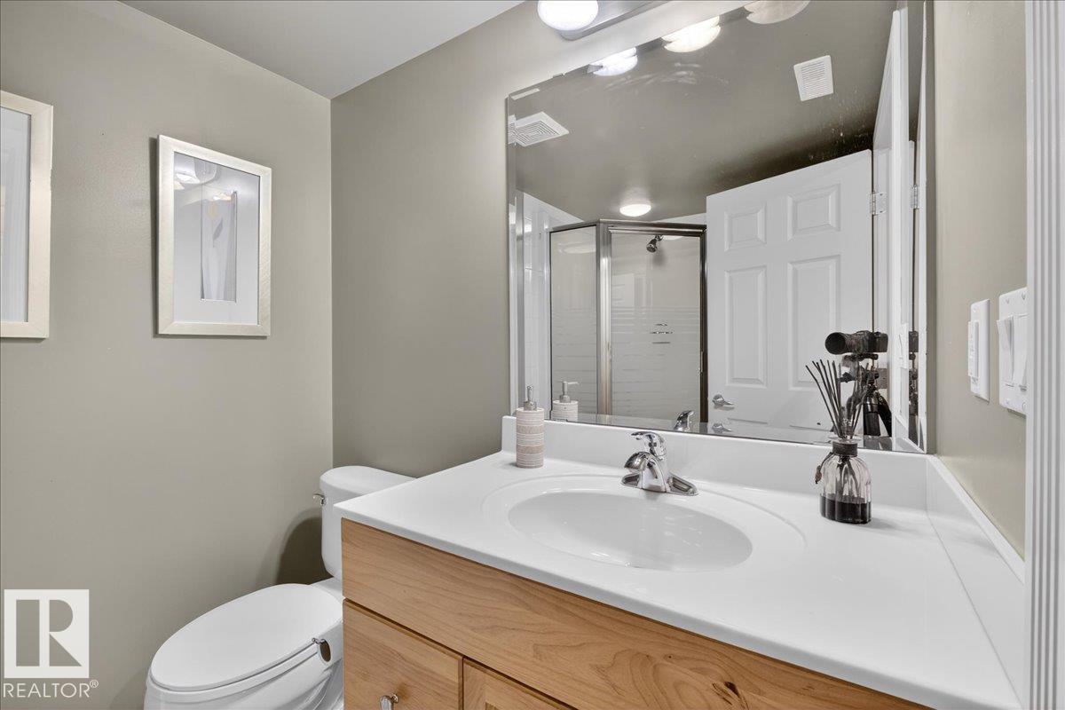 82 Highland Close, Sherwood Park