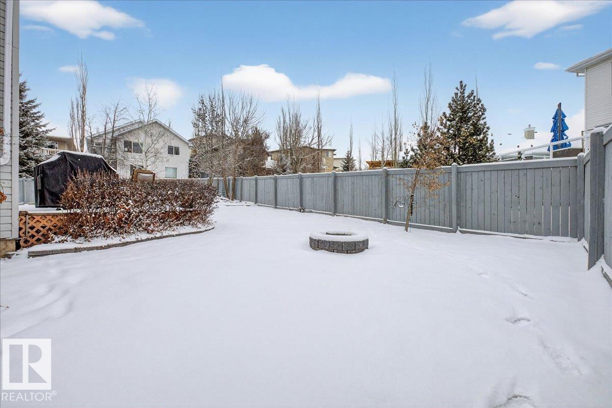 82 Highland Close, Sherwood Park