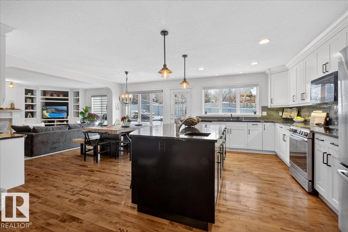 82 Highland Close, Sherwood Park