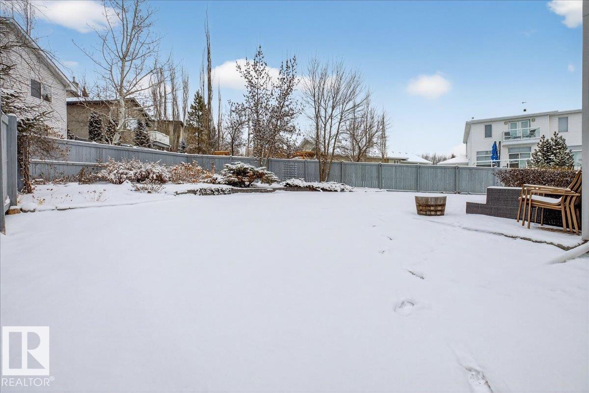 82 Highland Close, Sherwood Park