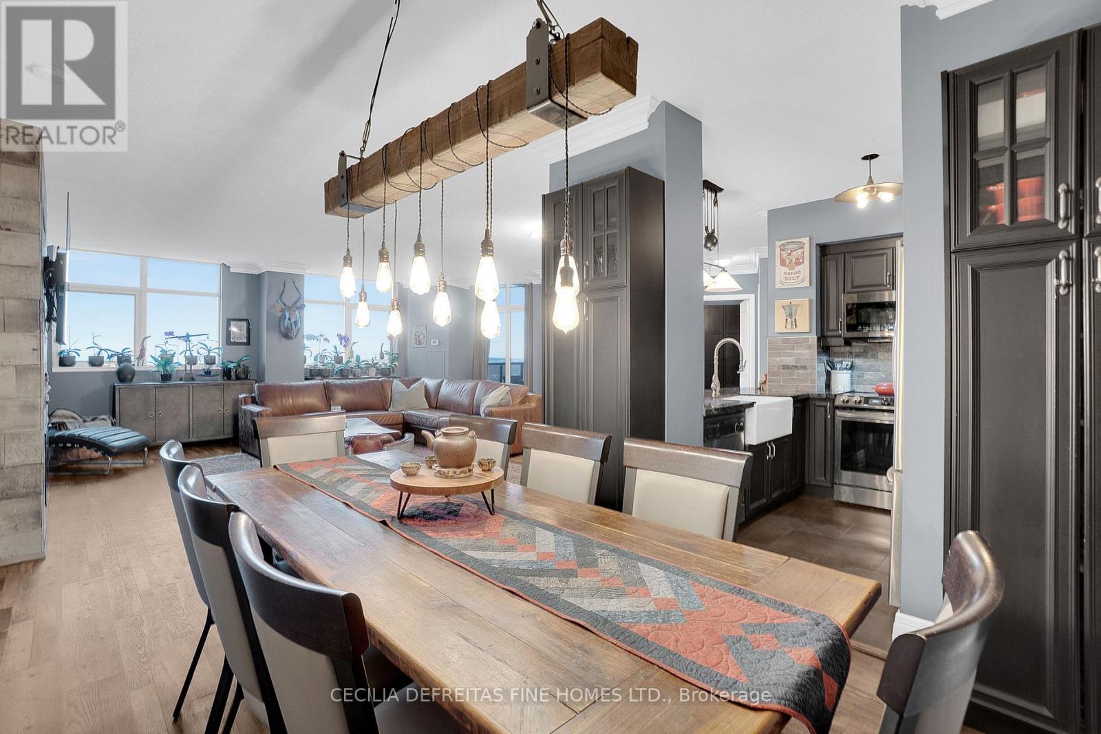 #1616 9225 JANE STREET - 19