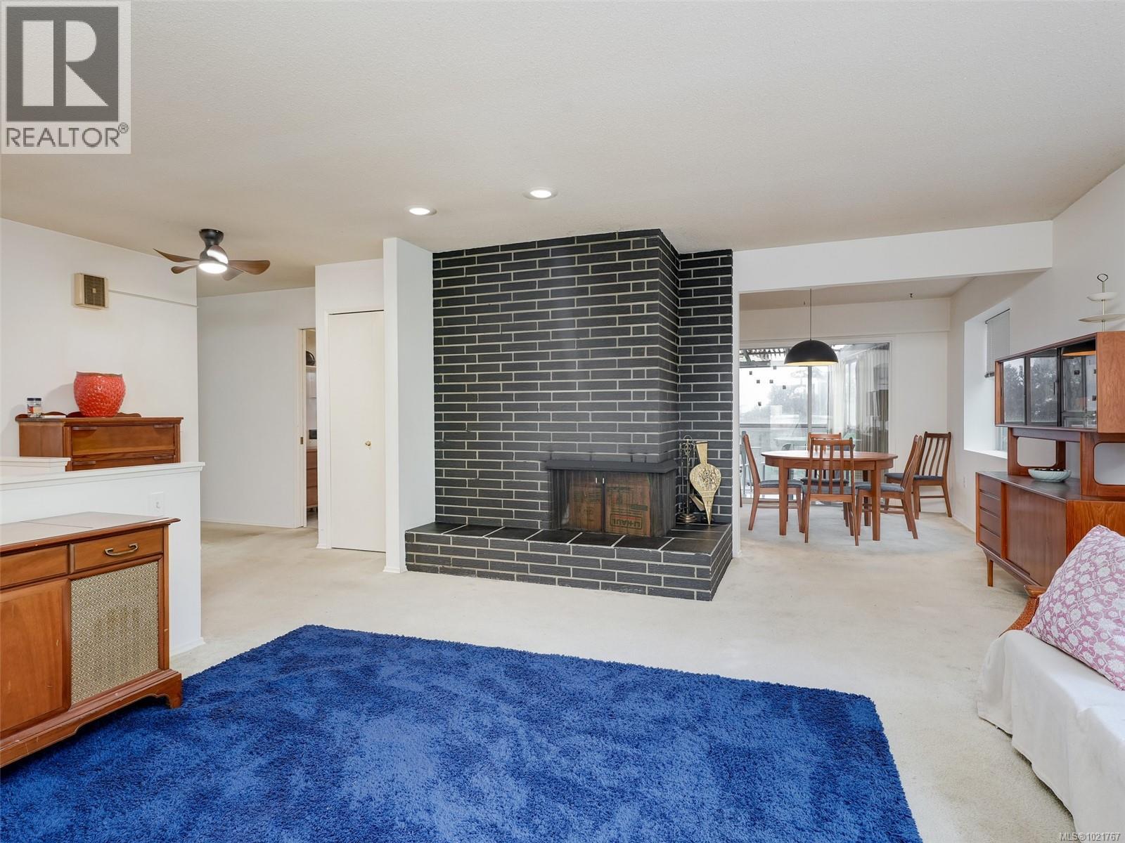  2202 Arbutus Road, Saanich