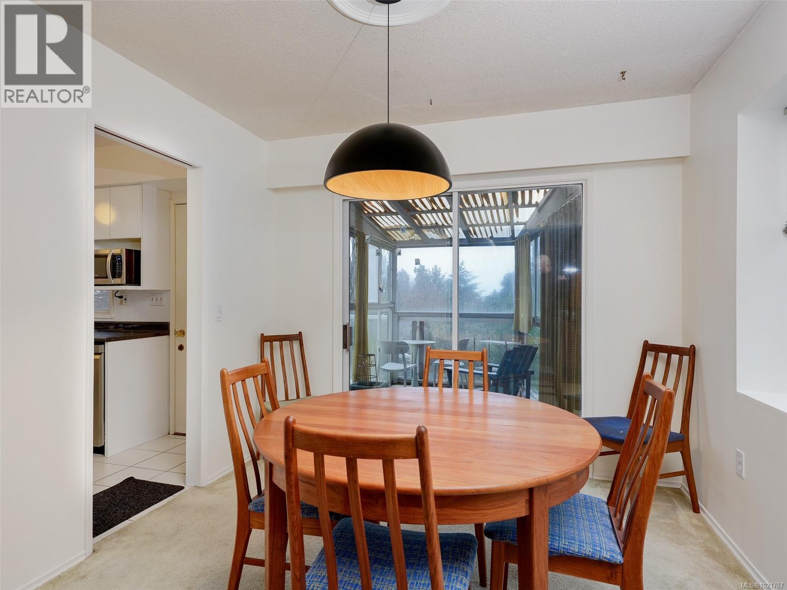  2202 Arbutus Road, Saanich