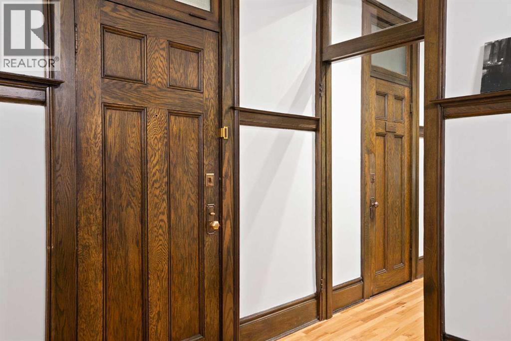 Single Family House for Sale in    Avenue SW Lower Mount Royal Calgary 