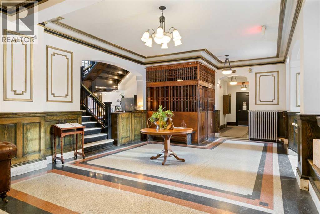 Single Family House for Sale in    Avenue SW Lower Mount Royal Calgary 