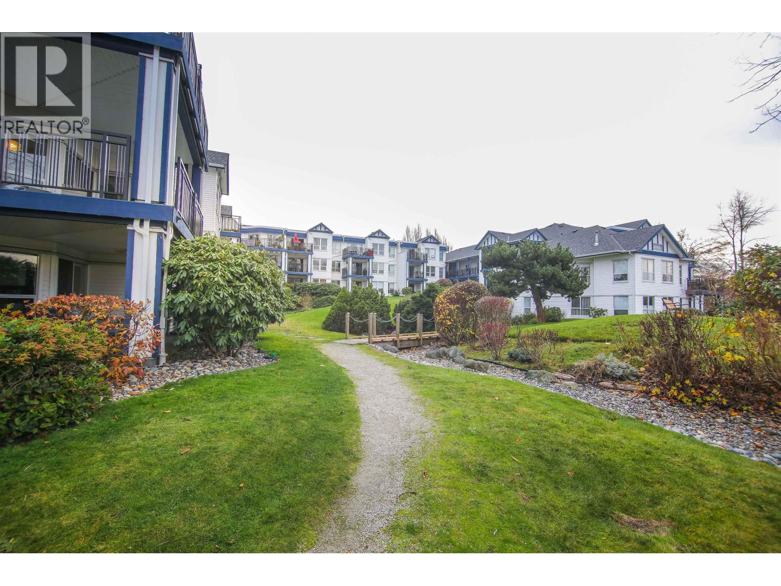 #321-4955 RIVER Road, Delta