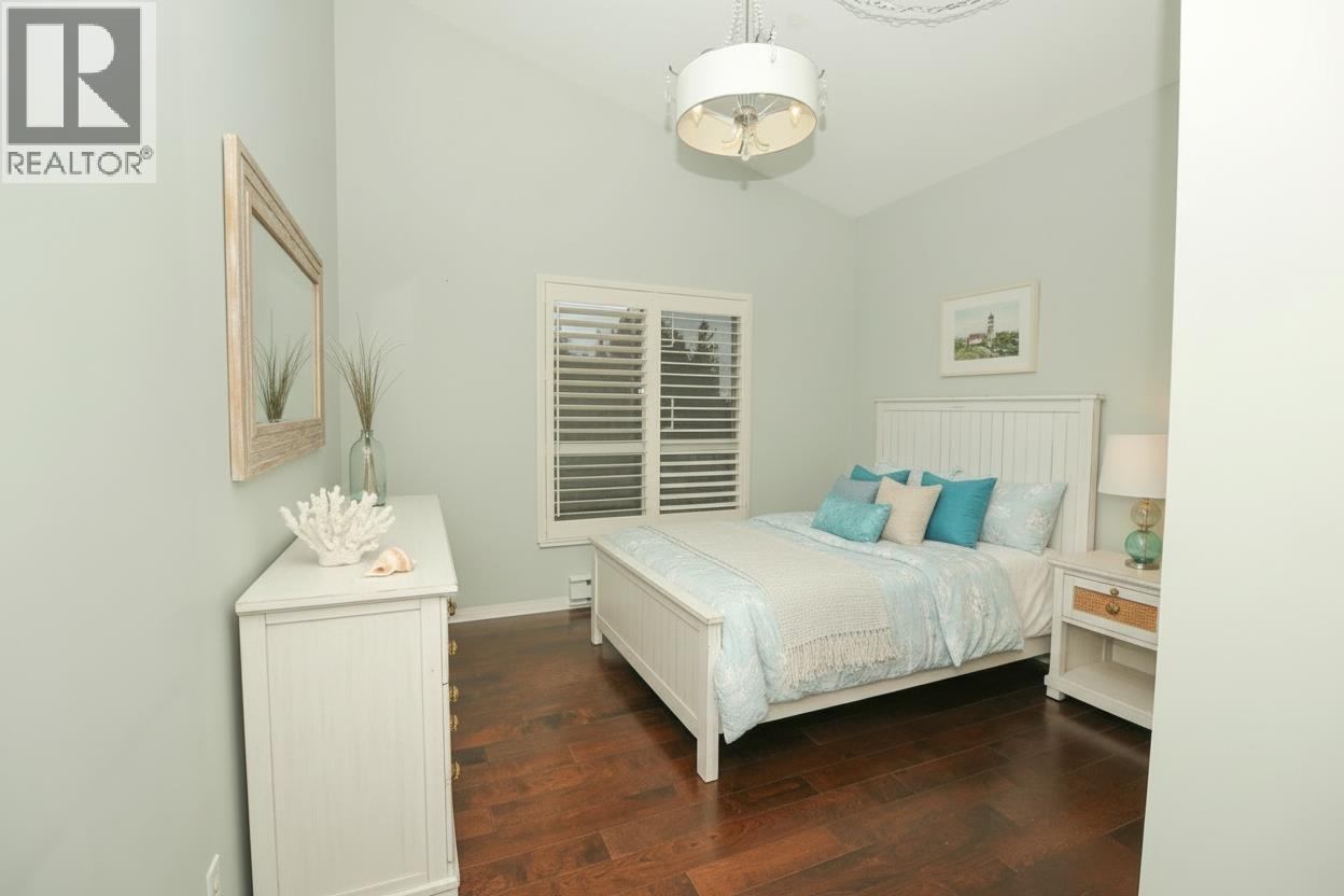 #321-4955 RIVER Road, Delta