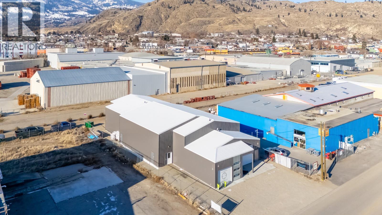 5966 SAWMILL Road, Oliver