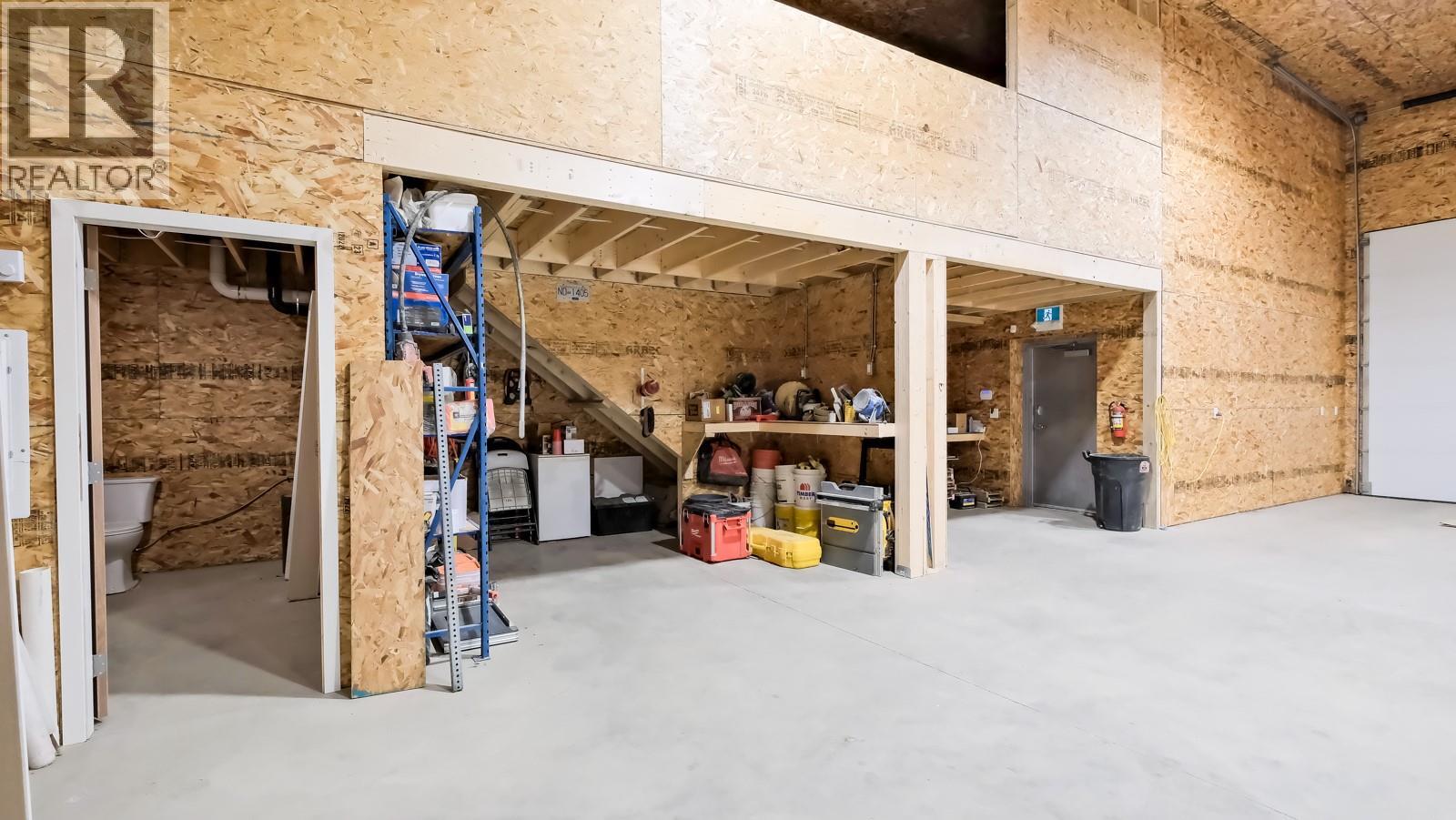 5966 SAWMILL Road, Oliver