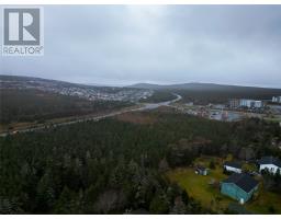 81 Radio Range Road thumbnail 10