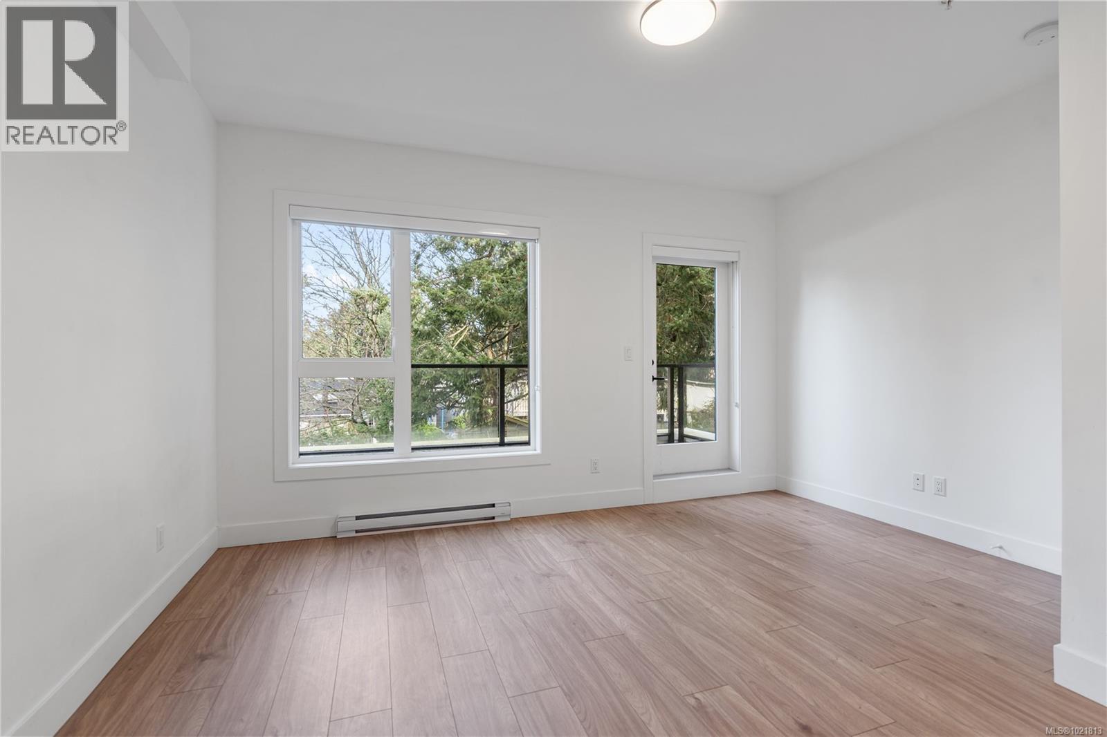 8 2330 Sooke Rd, Colwood