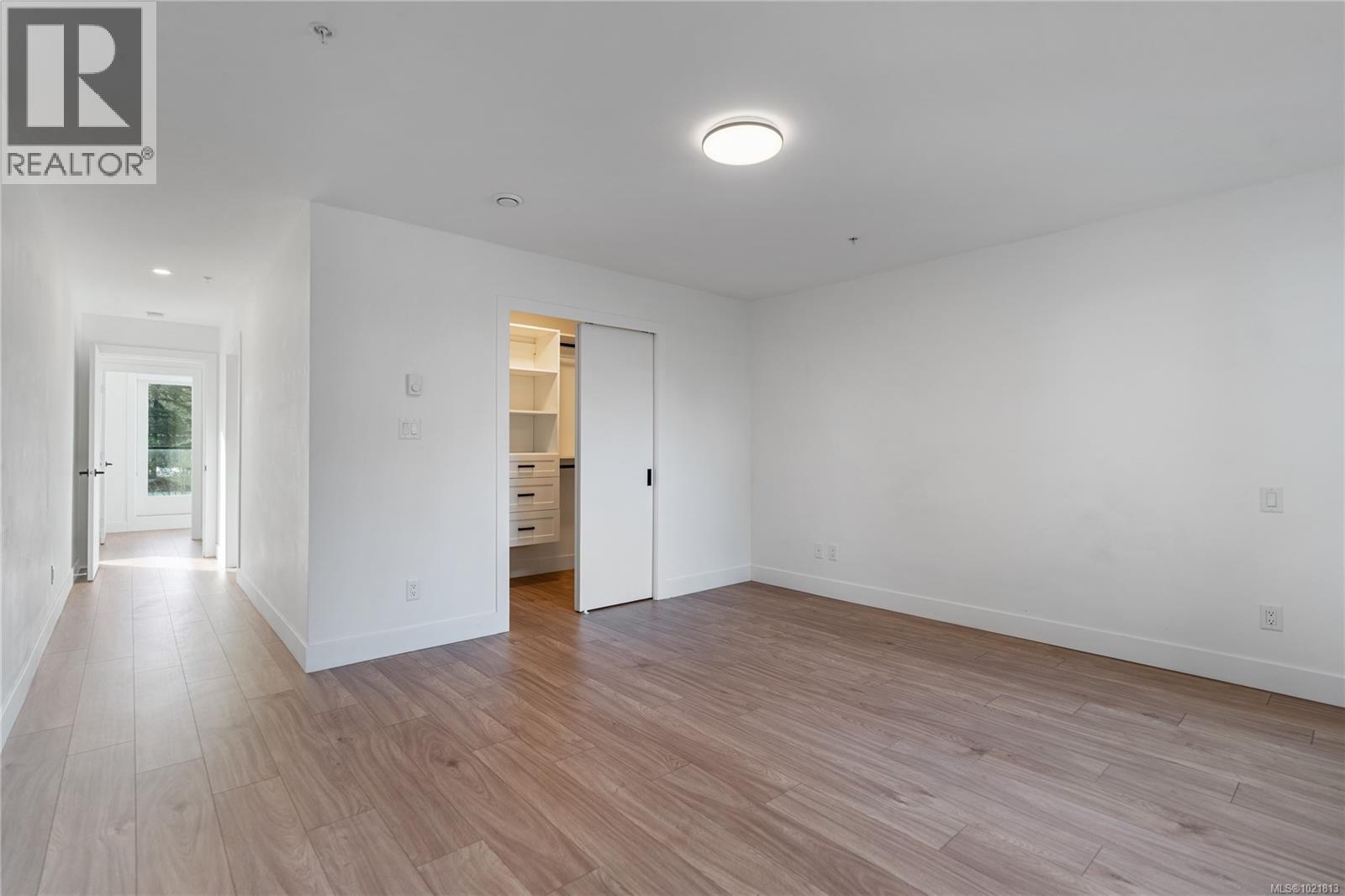 8 2330 Sooke Rd, Colwood