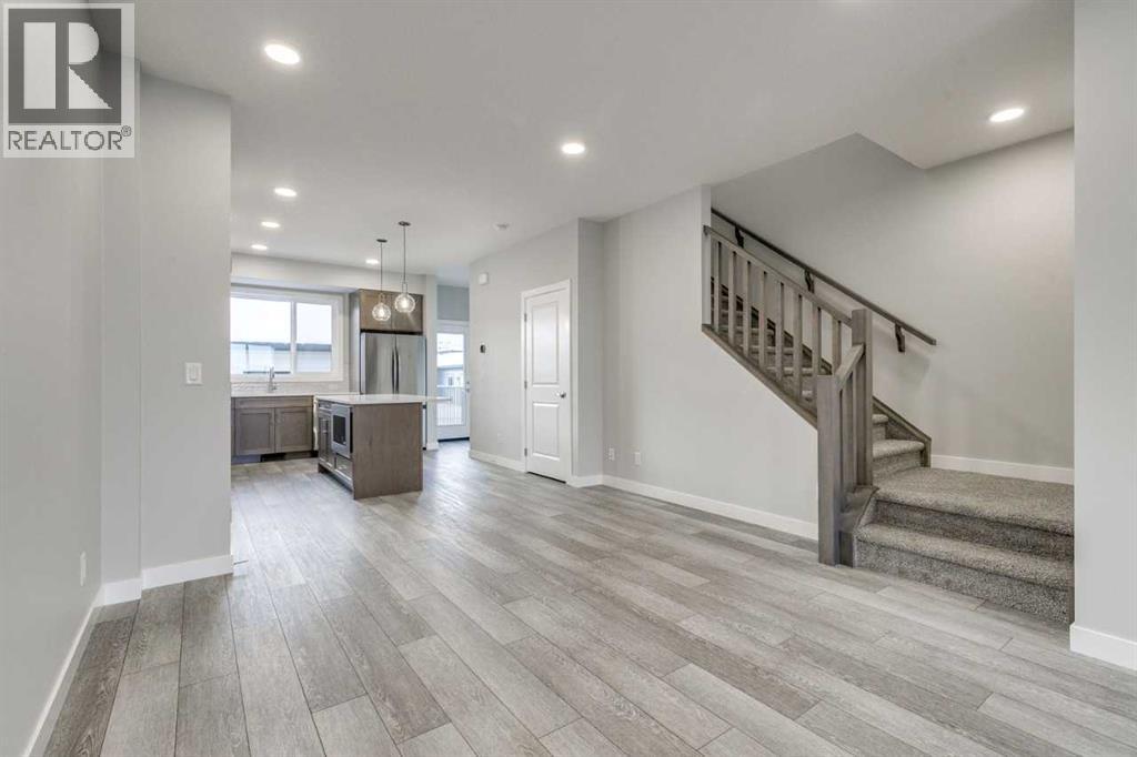 Single Family House for Sale in  Silverton Glen Way SW Silverado Calgary 