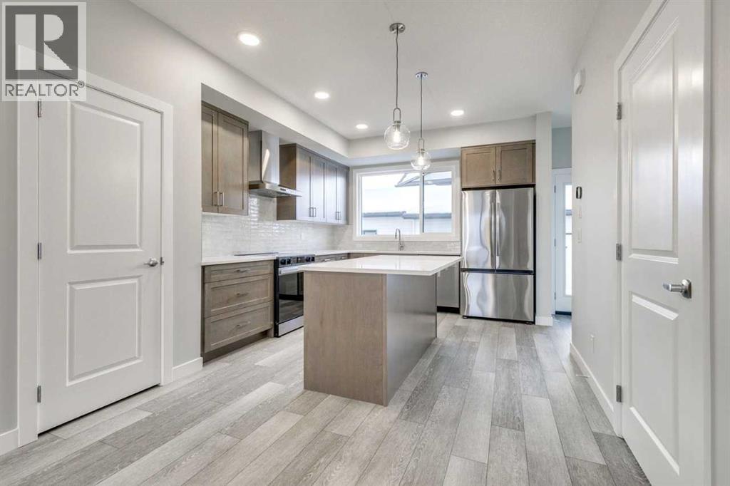 Single Family House for Sale in  Silverton Glen Way SW Silverado Calgary 