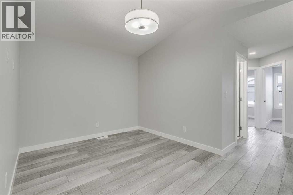 Single Family House for Sale in  Silverton Glen Way SW Silverado Calgary 