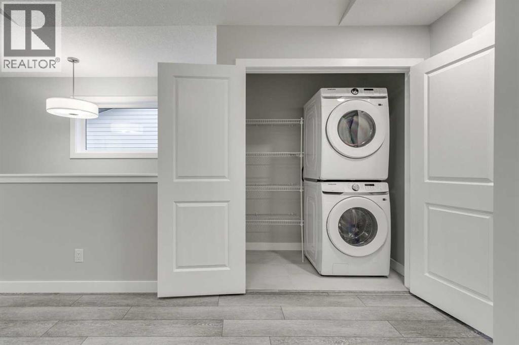 Single Family House for Sale in  Silverton Glen Way SW Silverado Calgary 