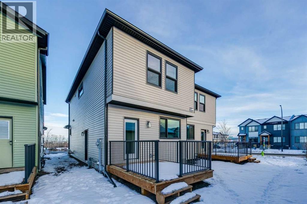 Single Family House for Sale in  Silverton Glen Way SW Silverado Calgary 