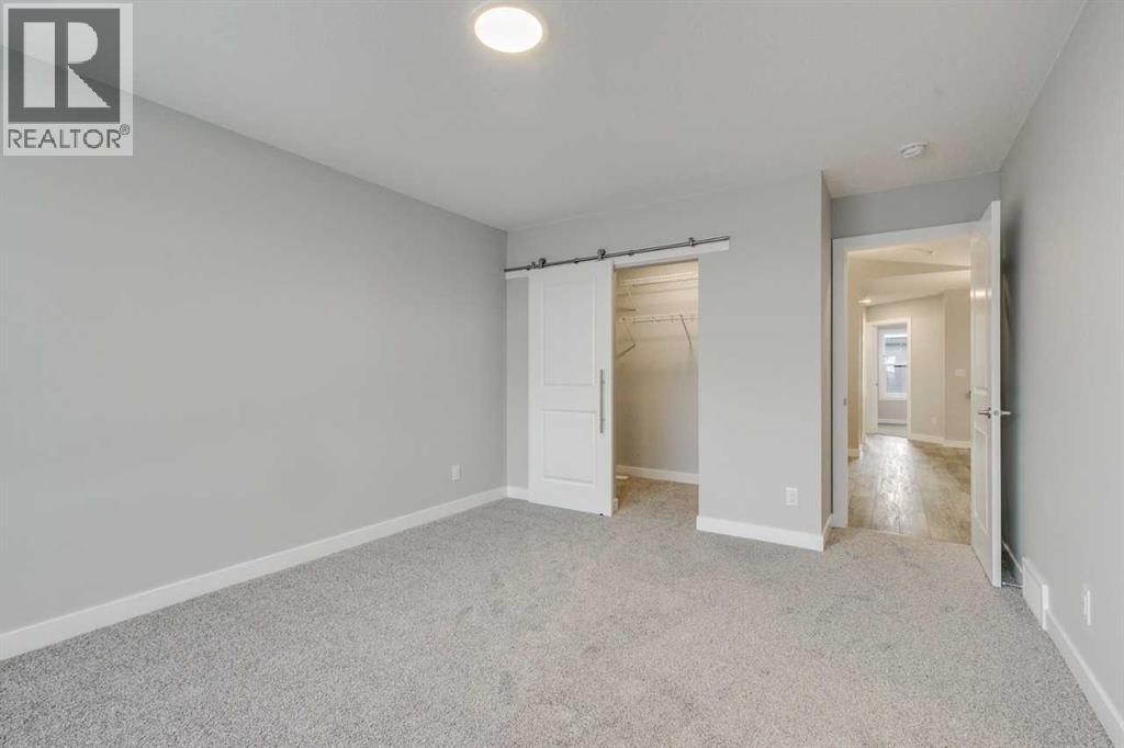 Single Family House for Sale in  Silverton Glen Way SW Silverado Calgary 