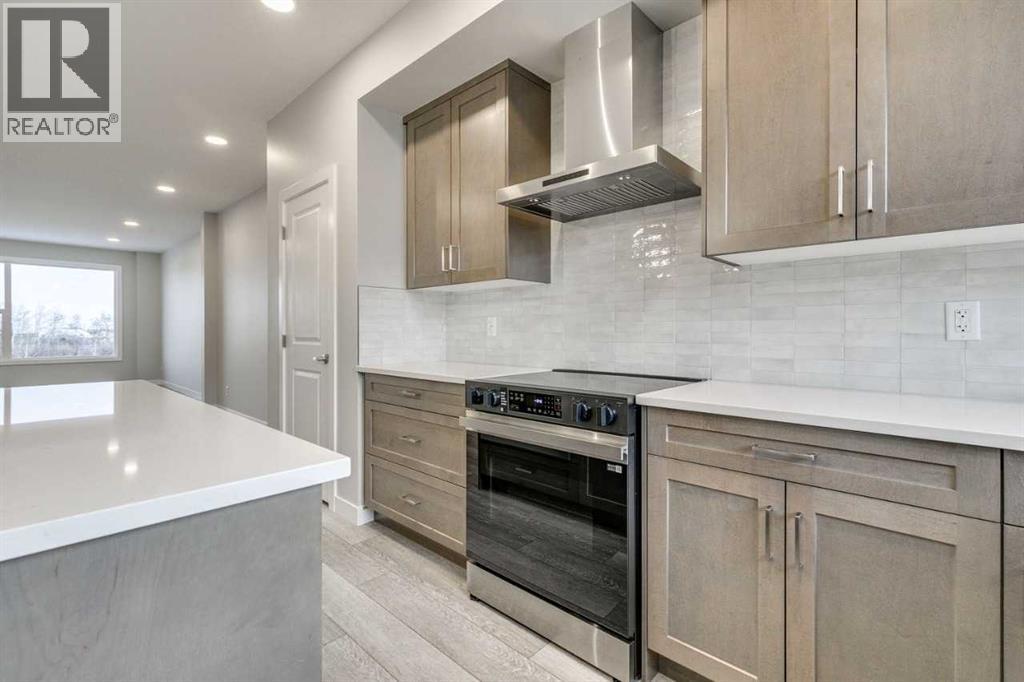 Single Family House for Sale in  Silverton Glen Way SW Silverado Calgary 