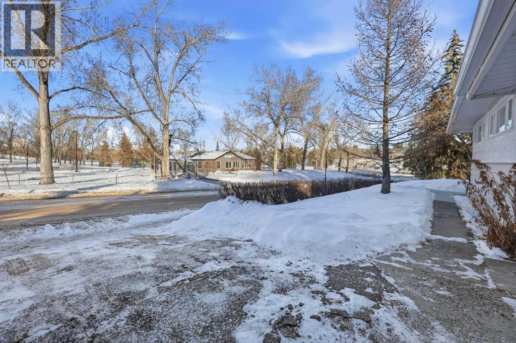 Single Family House Bungalow for Sale in  Hamilton Street NW St Andrews Heights Calgary 
