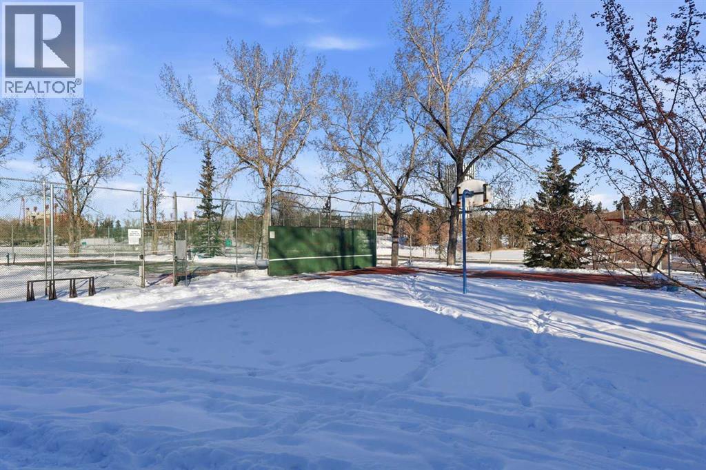 Single Family House Bungalow for Sale in  Hamilton Street NW St Andrews Heights Calgary 