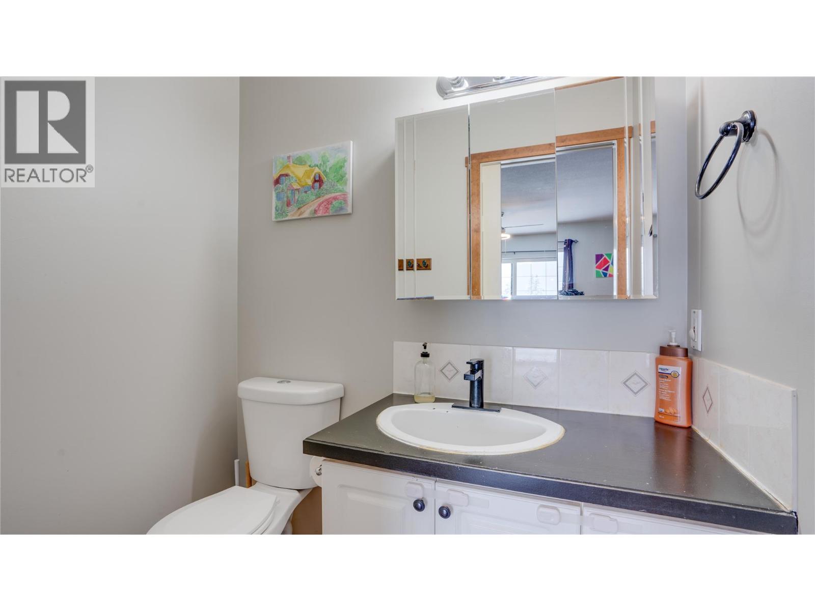  2086 Yankee Flats Road, Salmon Arm