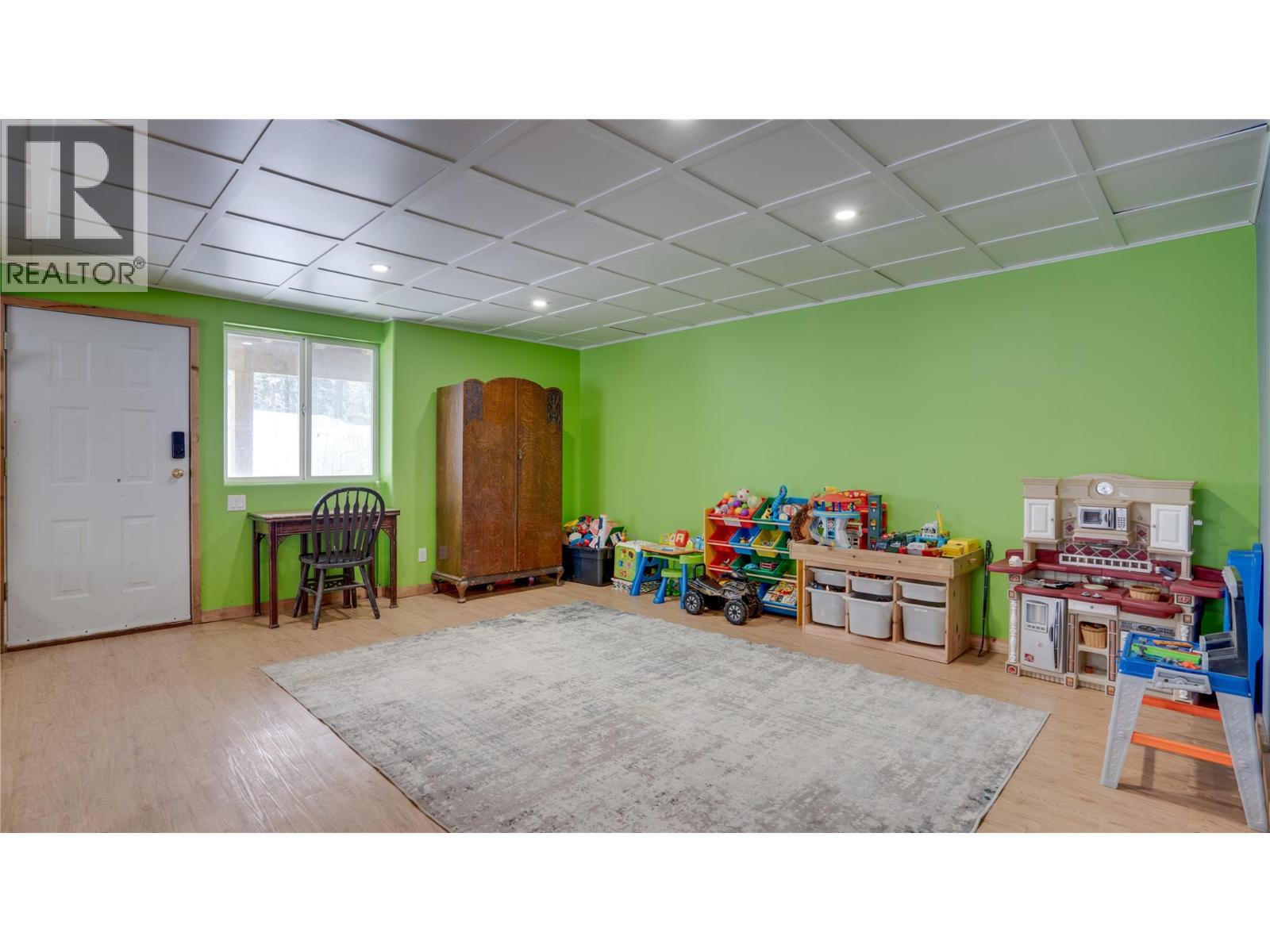  2086 Yankee Flats Road, Salmon Arm