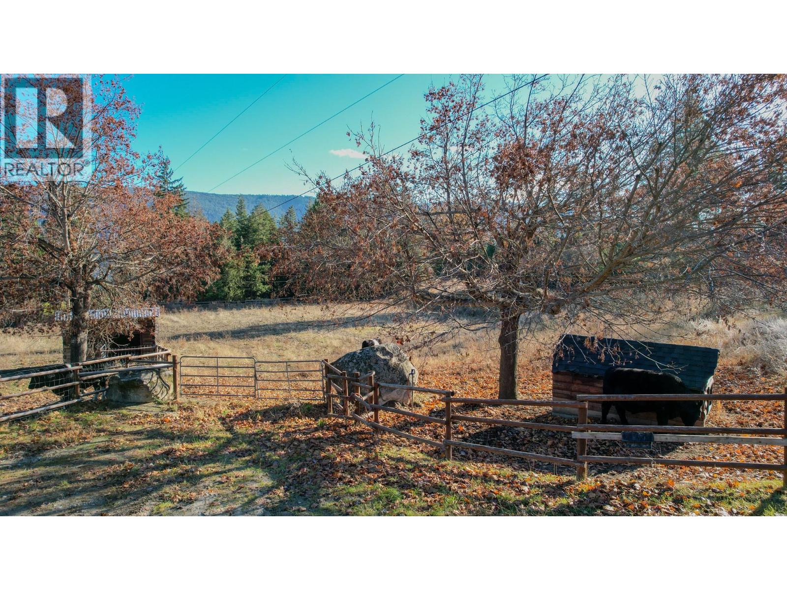  2086 Yankee Flats Road, Salmon Arm