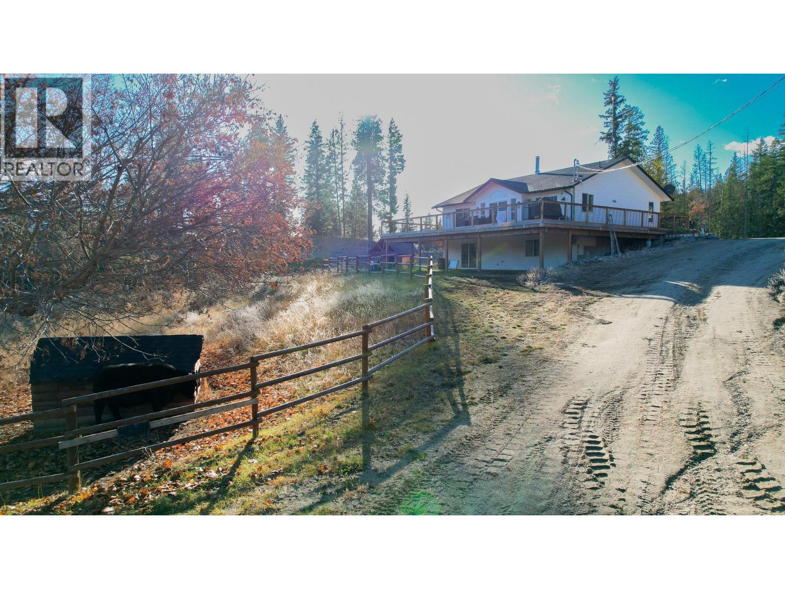  2086 Yankee Flats Road, Salmon Arm