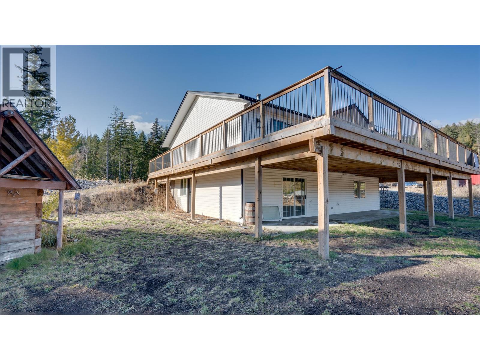  2086 Yankee Flats Road, Salmon Arm