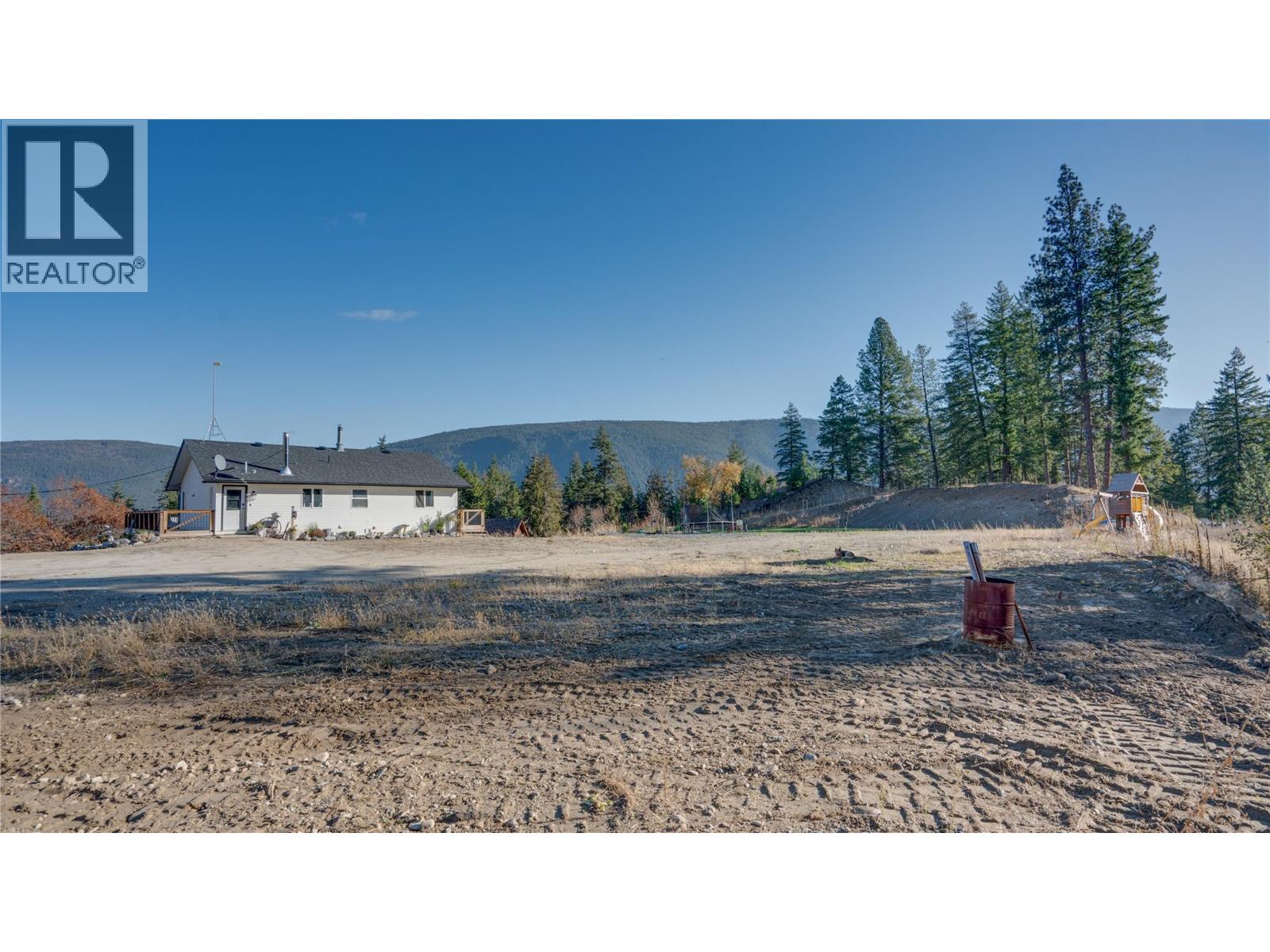  2086 Yankee Flats Road, Salmon Arm