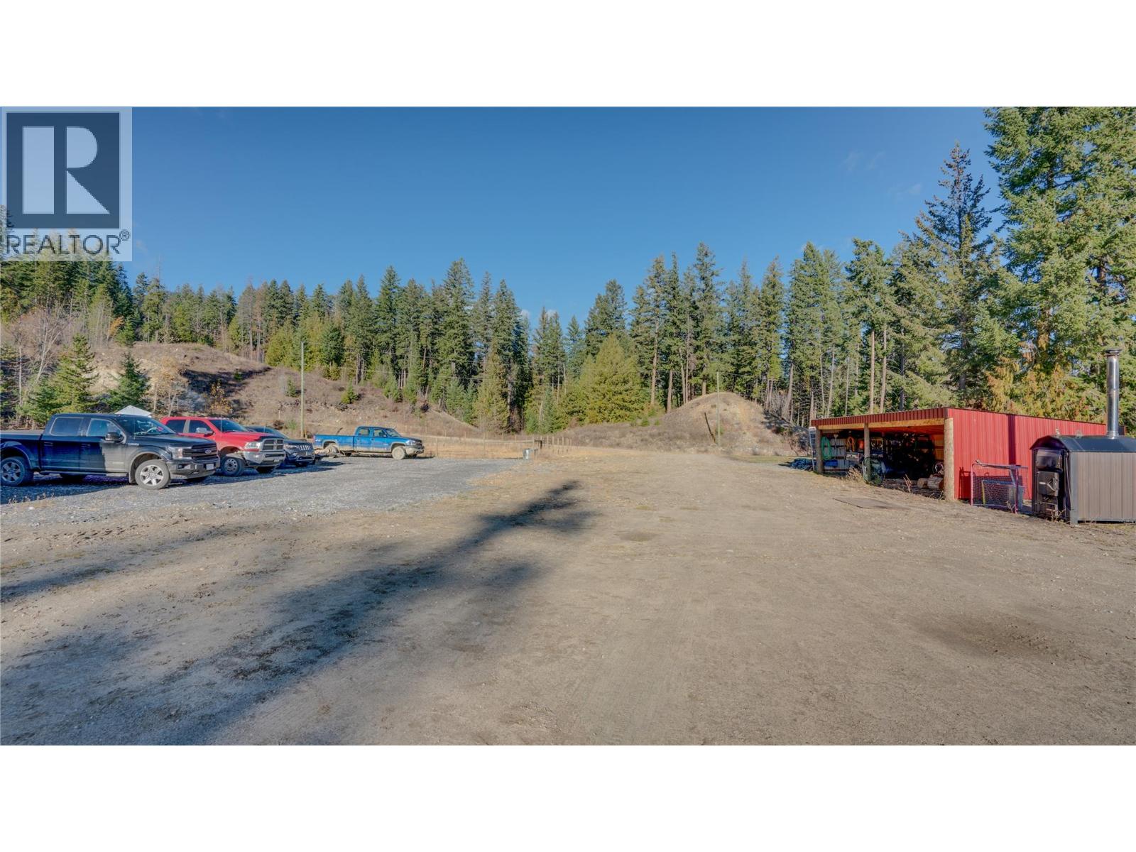 2086 Yankee Flats Road, Salmon Arm