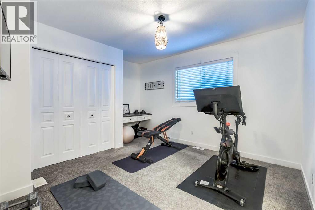 Single Family House for Sale in  Tusslewood View NW Tuscany Calgary 