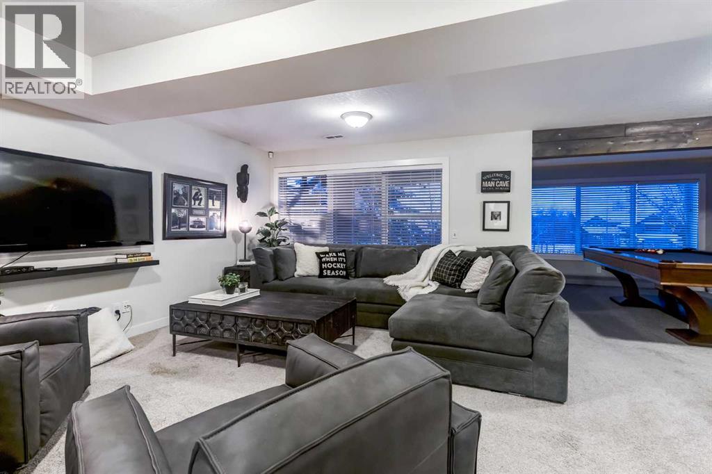 Single Family House for Sale in  Tusslewood View NW Tuscany Calgary 