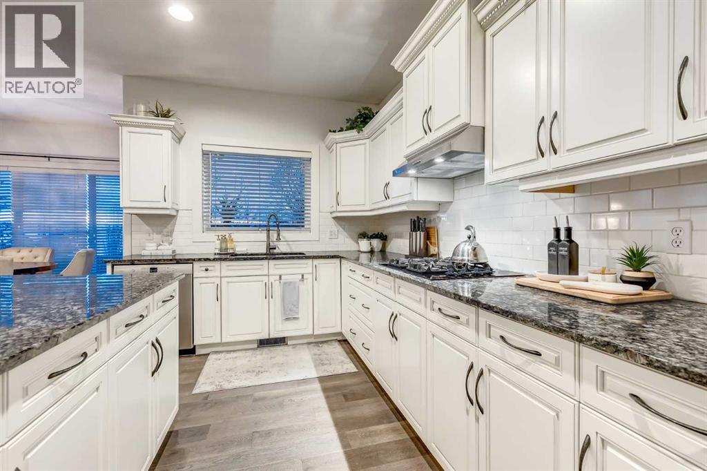 Single Family House for Sale in  Tusslewood View NW Tuscany Calgary 