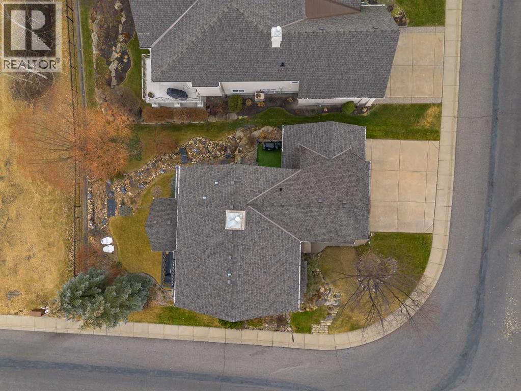 Single Family House for Sale in  Tusslewood View NW Tuscany Calgary 