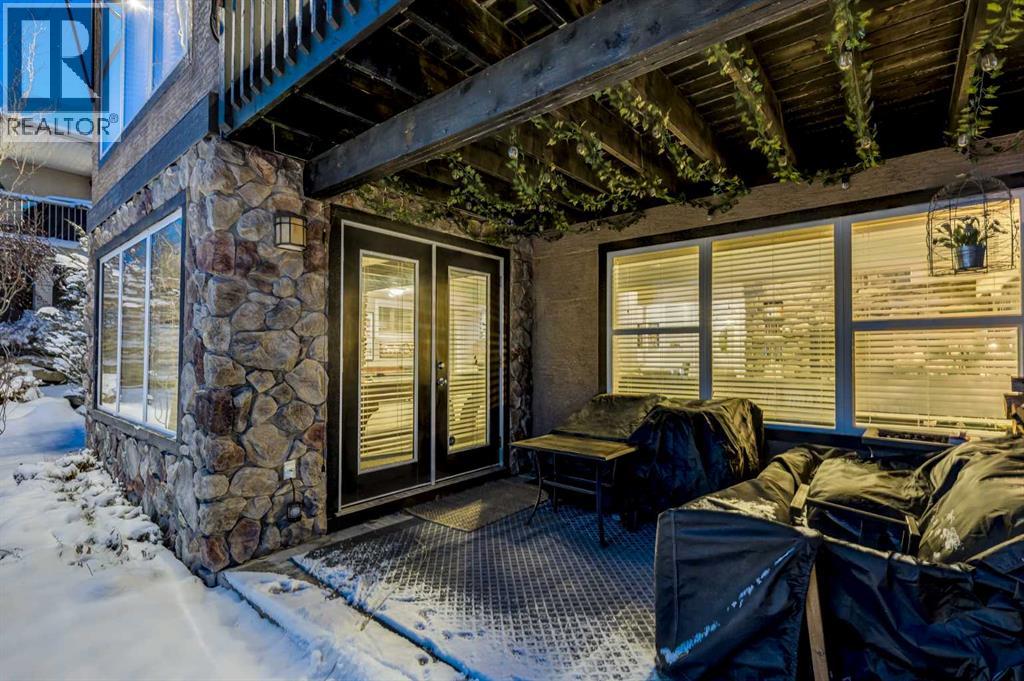 Single Family House for Sale in  Tusslewood View NW Tuscany Calgary 