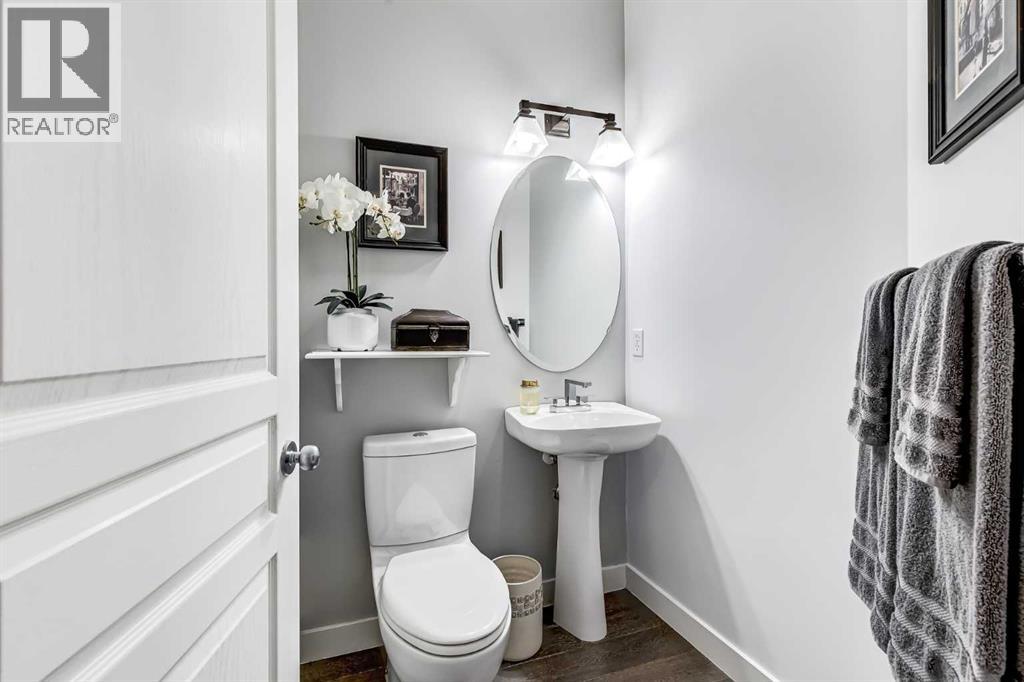 Single Family House for Sale in  Tusslewood View NW Tuscany Calgary 