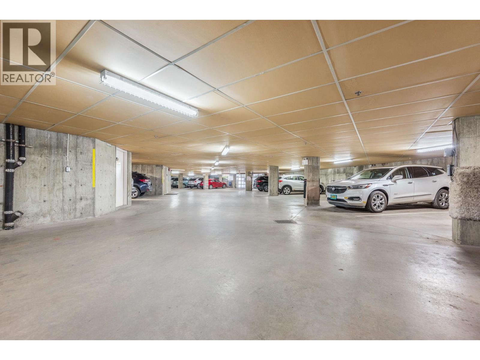 213 3300 Centennial Drive, Vernon