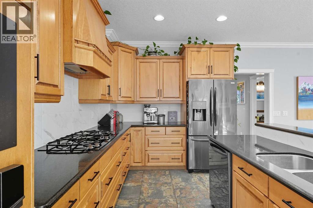 Single Family House for Sale in   Avenue NE Tuxedo Park Calgary 